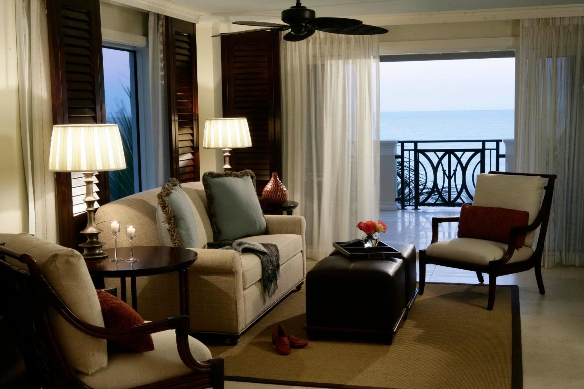 เวโร บีช โฮเต็ล แอนด์ สปา,อะ คิมพ์ตัน โฮเต็ล Hotel เวโรบีช ภายนอก รูปภาพ